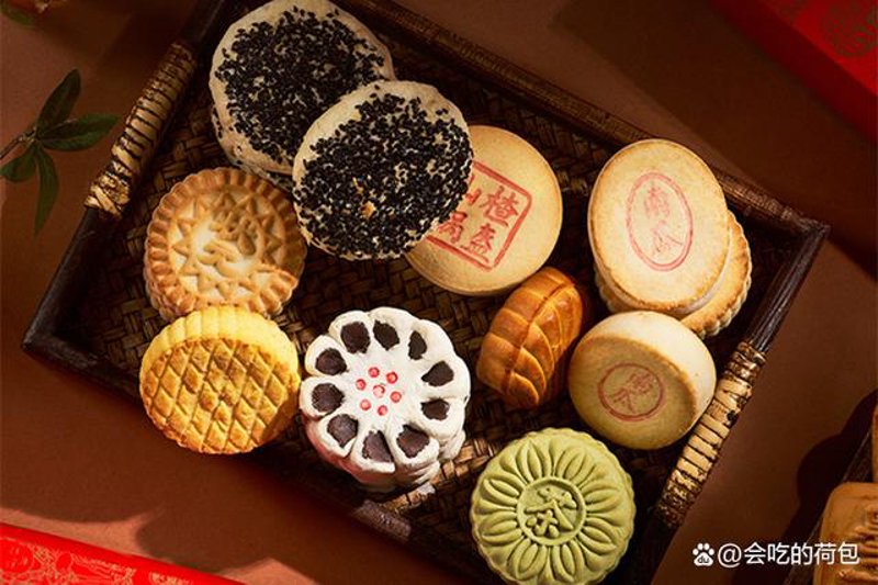 余姜糕点，一种传统的中式糕点，在寒冷的冬季总是能够温暖人心。今天我们就来探讨一下如何在家自制这种美味的小吃，并比较它与市售产品的差异。